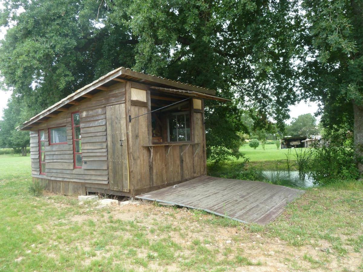 Gite Cosy Grand Confort Dans Un Ecrin De Verdure Agudelle Exterior foto